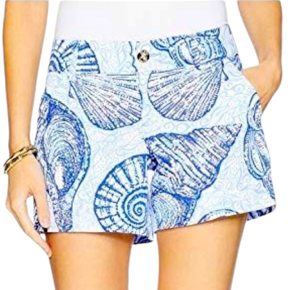 Lilly Pulitzer Callahan Blue & White Shorts in Popped Up Stuffed Shells Print  2 - Picture 2 of 15